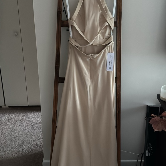 AZAZIE Dress - Picture 2 of 5